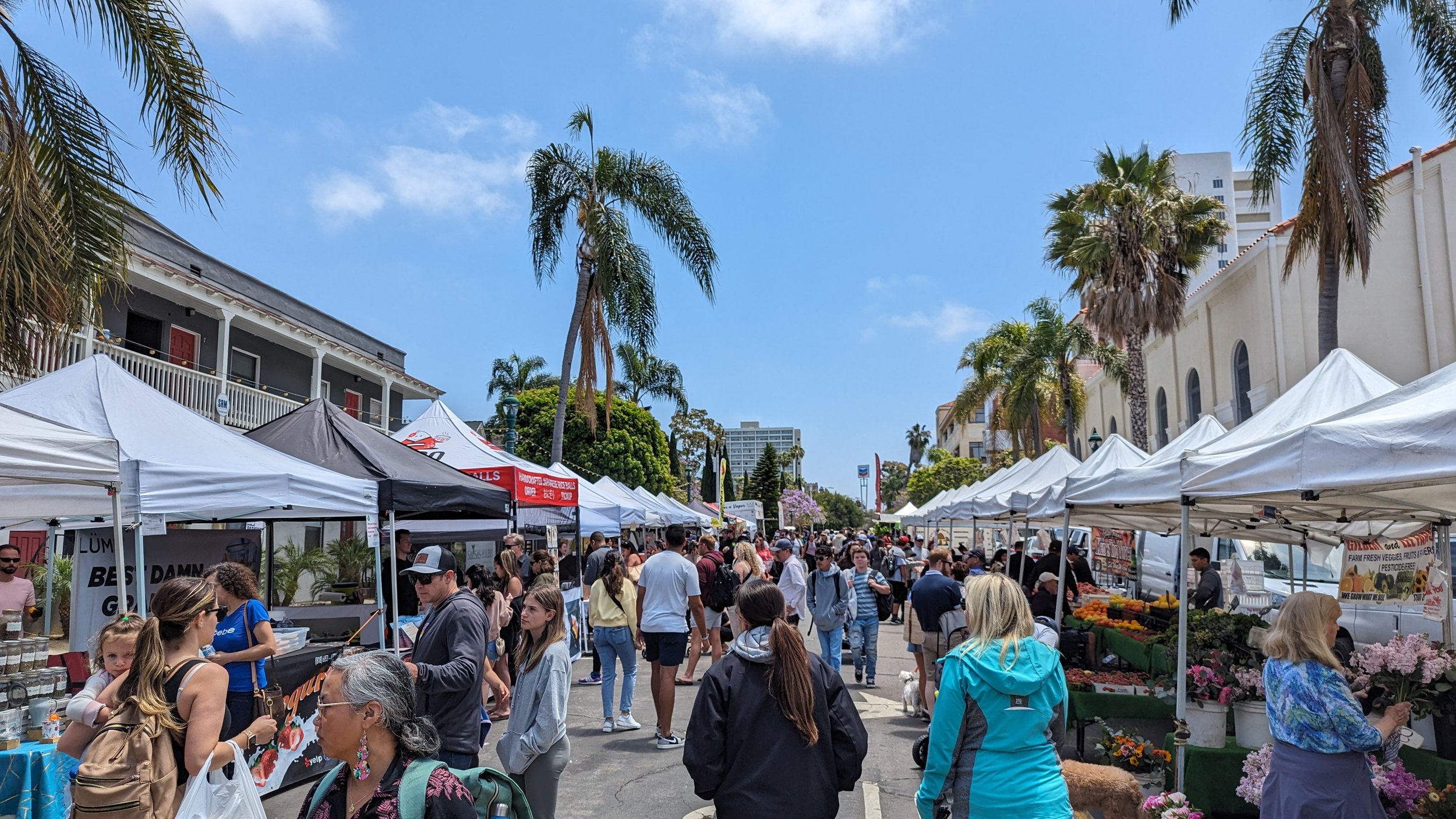 San Diego farmers market — Little Italy Mercato weekend activities and local produce